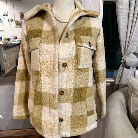 Fairbanks Button-Up Teddy Bear Jacket - Picture 1 of 3
